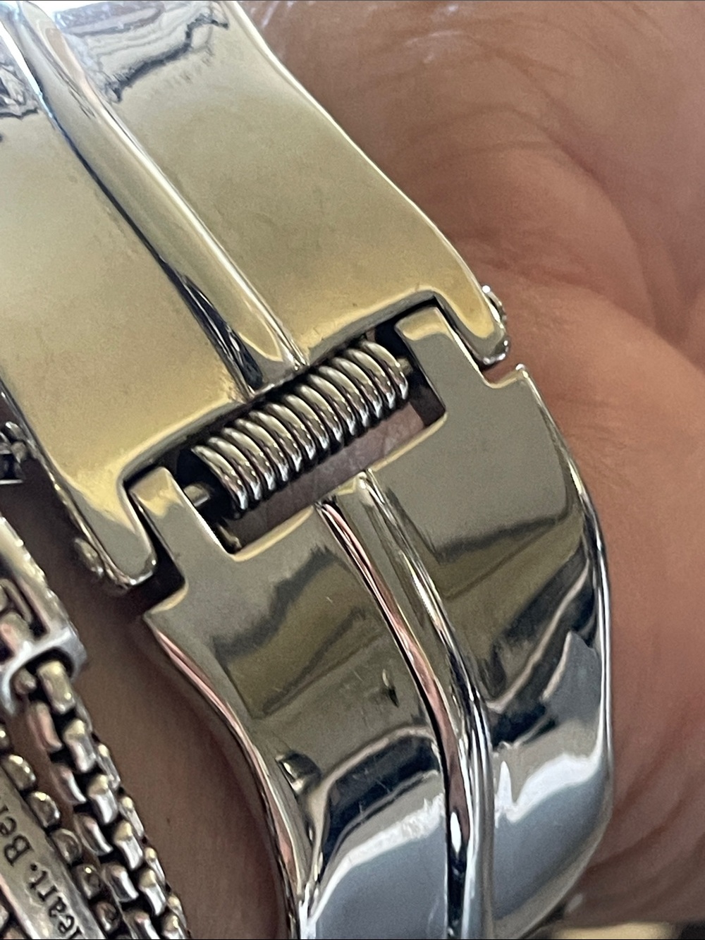 Milor Polished Stainless Steel Wave Cuff Bracelet - Picture 3 of 6